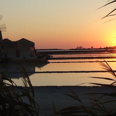 マルサラ I Tramonti Sul Mare Bed & Breakfast エクステリア 写真
