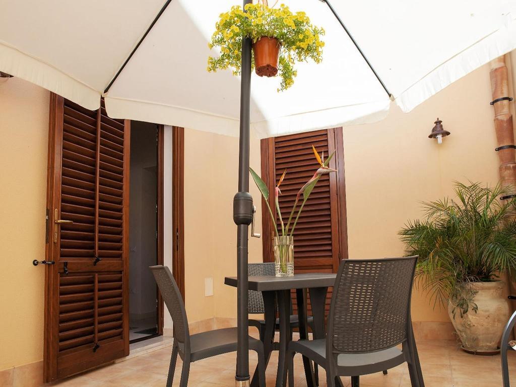 マルサラ I Tramonti Sul Mare Bed & Breakfast エクステリア 写真