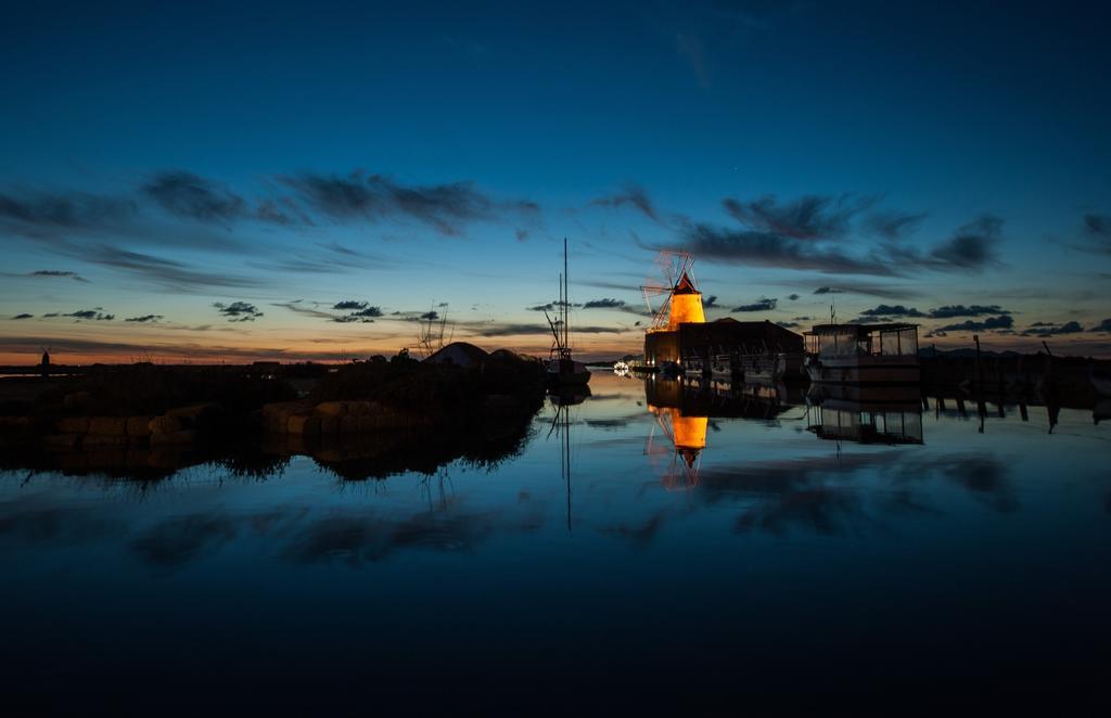 マルサラ I Tramonti Sul Mare Bed & Breakfast エクステリア 写真